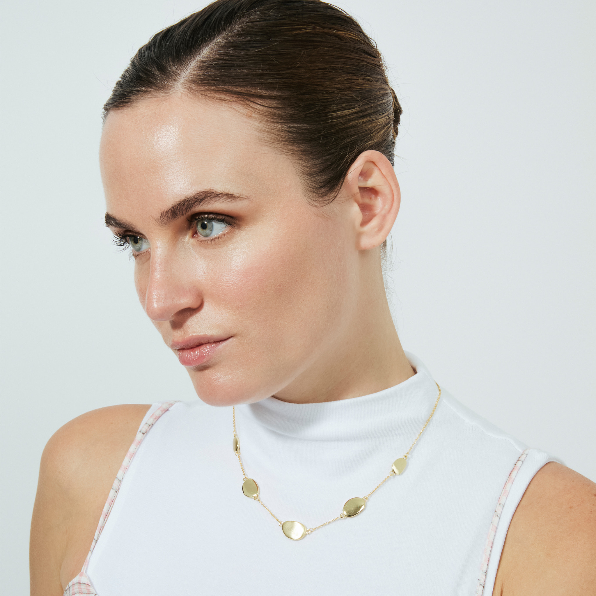 Collar acabado en oro amarillo de 18k