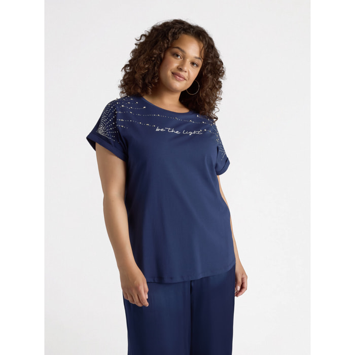 Fiorella Rubino - Camiseta con pedrería y escritura. - Azul