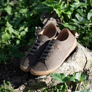 Zapatos N5770 PLEASANT BROWN/PAWIKAN color Brown