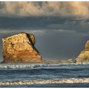 Tableau plage d'hendaye et les rochers des 2 jumeaux Toile imprimée