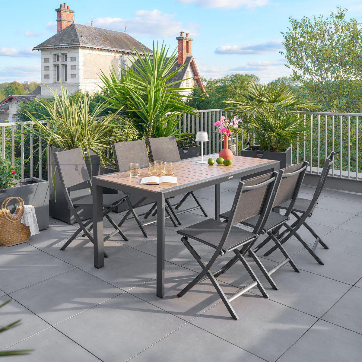 Table de jardin "Évasion" effet bois honey & graphite 6 places lates en aluminium