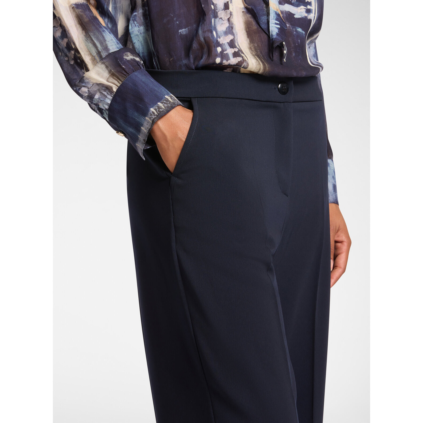 Elena Mirò - Pantaloni maschili in tessuto fluido - Blu