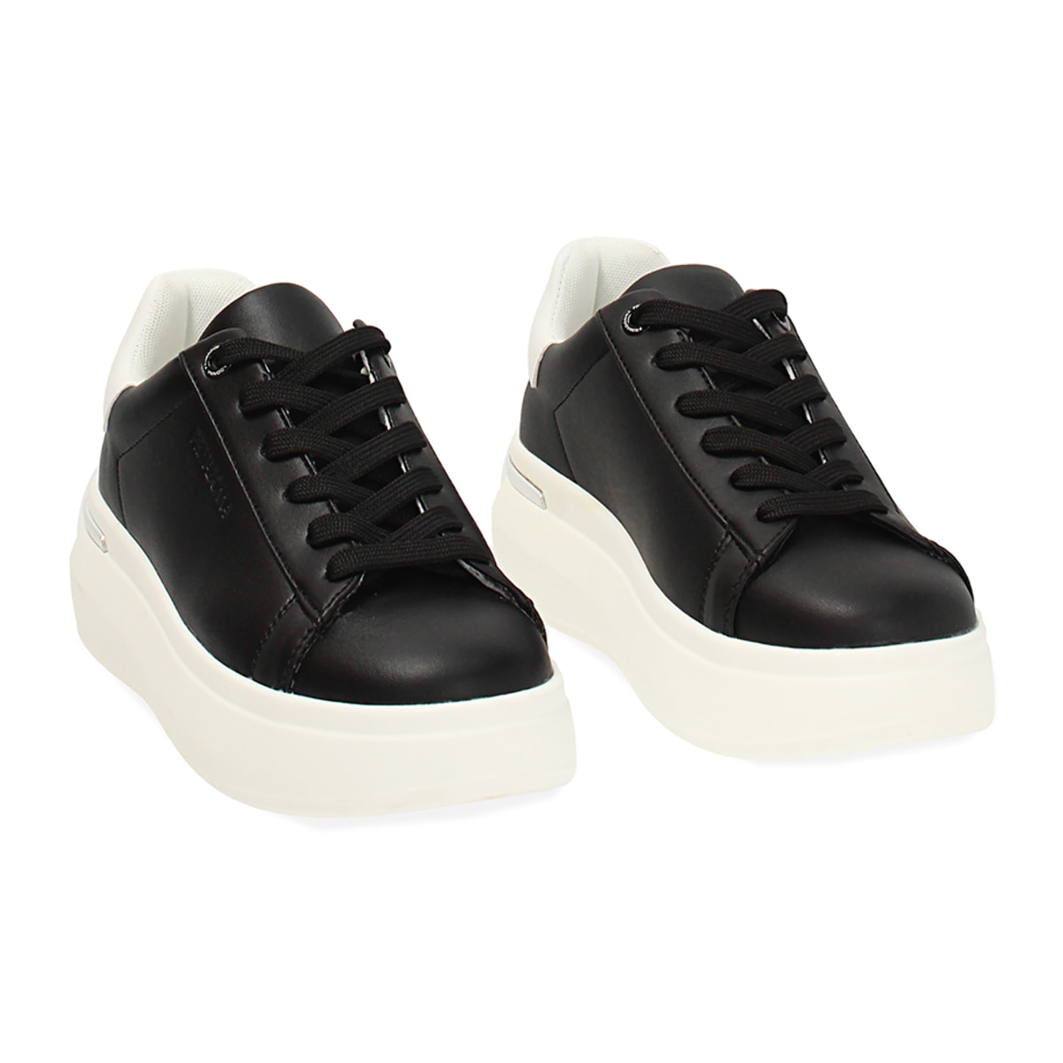 Sneakers donna nere