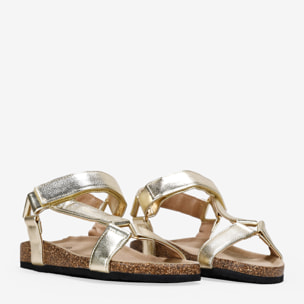 Sandalias deportivas doradas con velcro