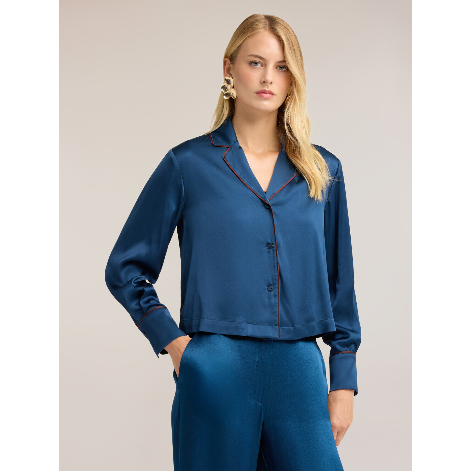 Motivi - Camicia corta in raso con profili a contrasto - Blu