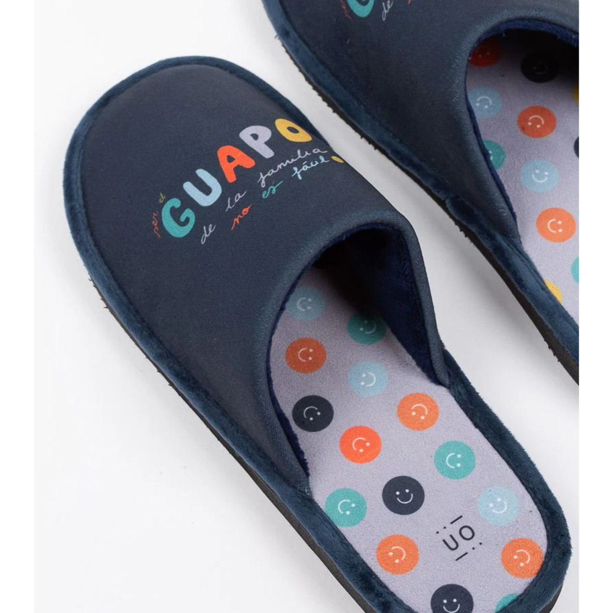 Zapatillas "El guapo de la familia"