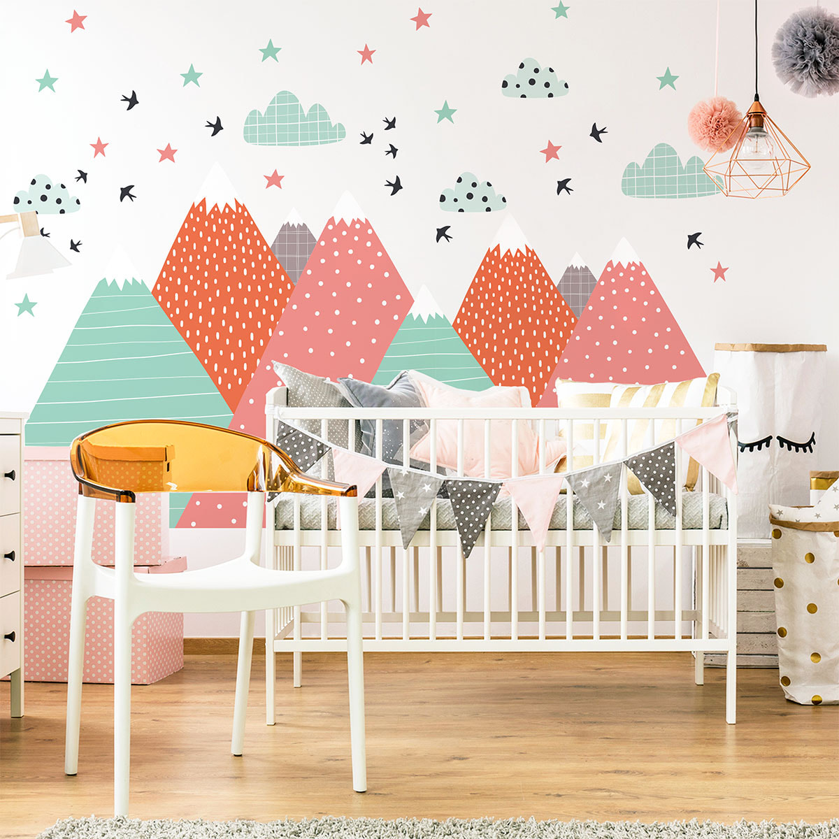 Stickers muraux enfants - Décoration chambre bébé - Autocollant Sticker mural géant enfant montagnes scandinaves LINDKA