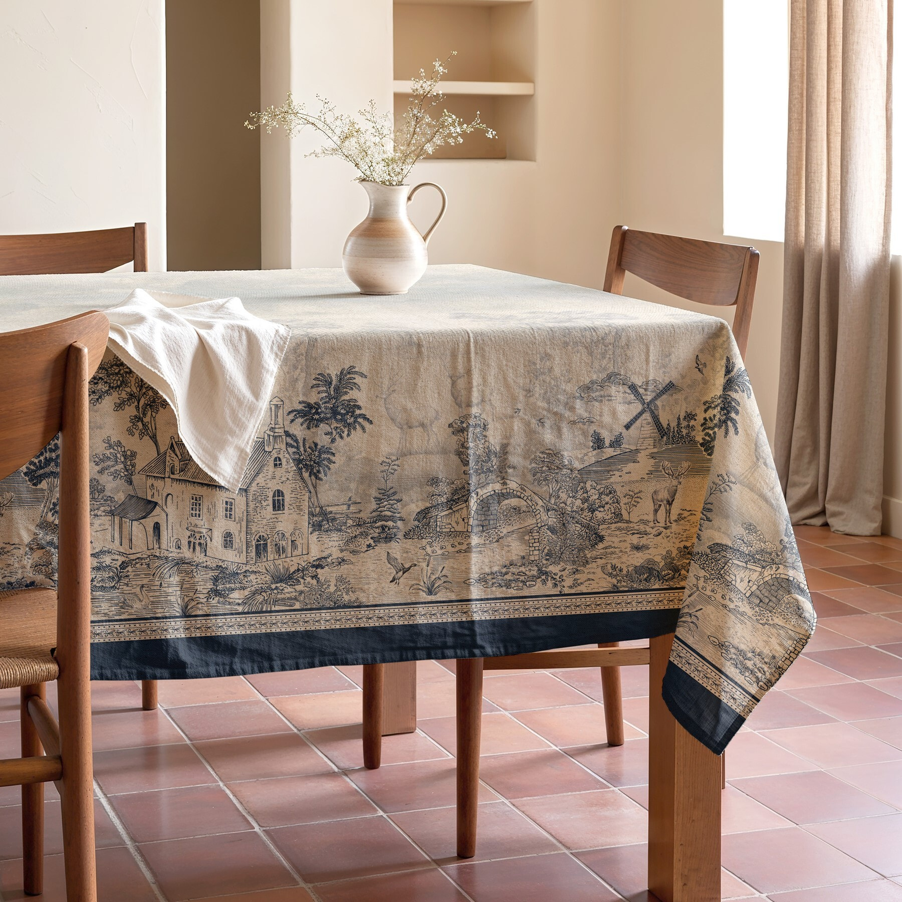Nappe imprimée anti-tâches BLEU JUTE
