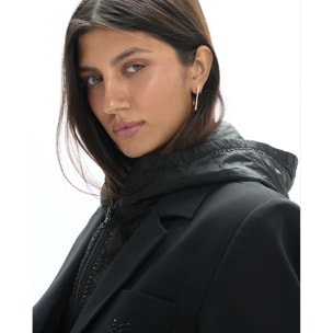 Giacca tecnica in stile americano con gilet interno imbottito in nylon.