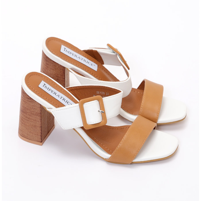 Sandali in simil pelle con tacco alto in sughero e fascia con fibbia