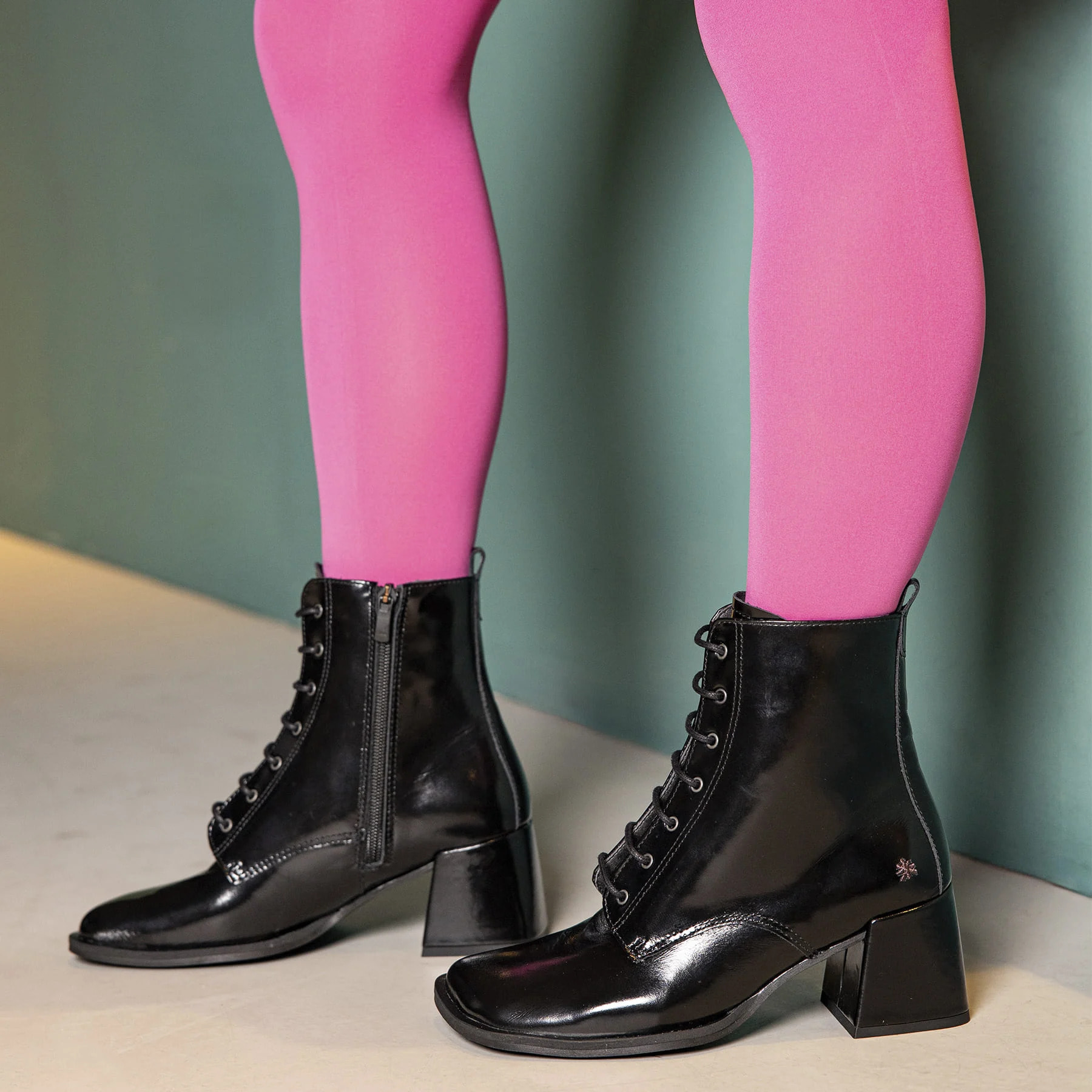 Botines 1738 NAPPA SHINNY MALVA/ VERONA color Malva