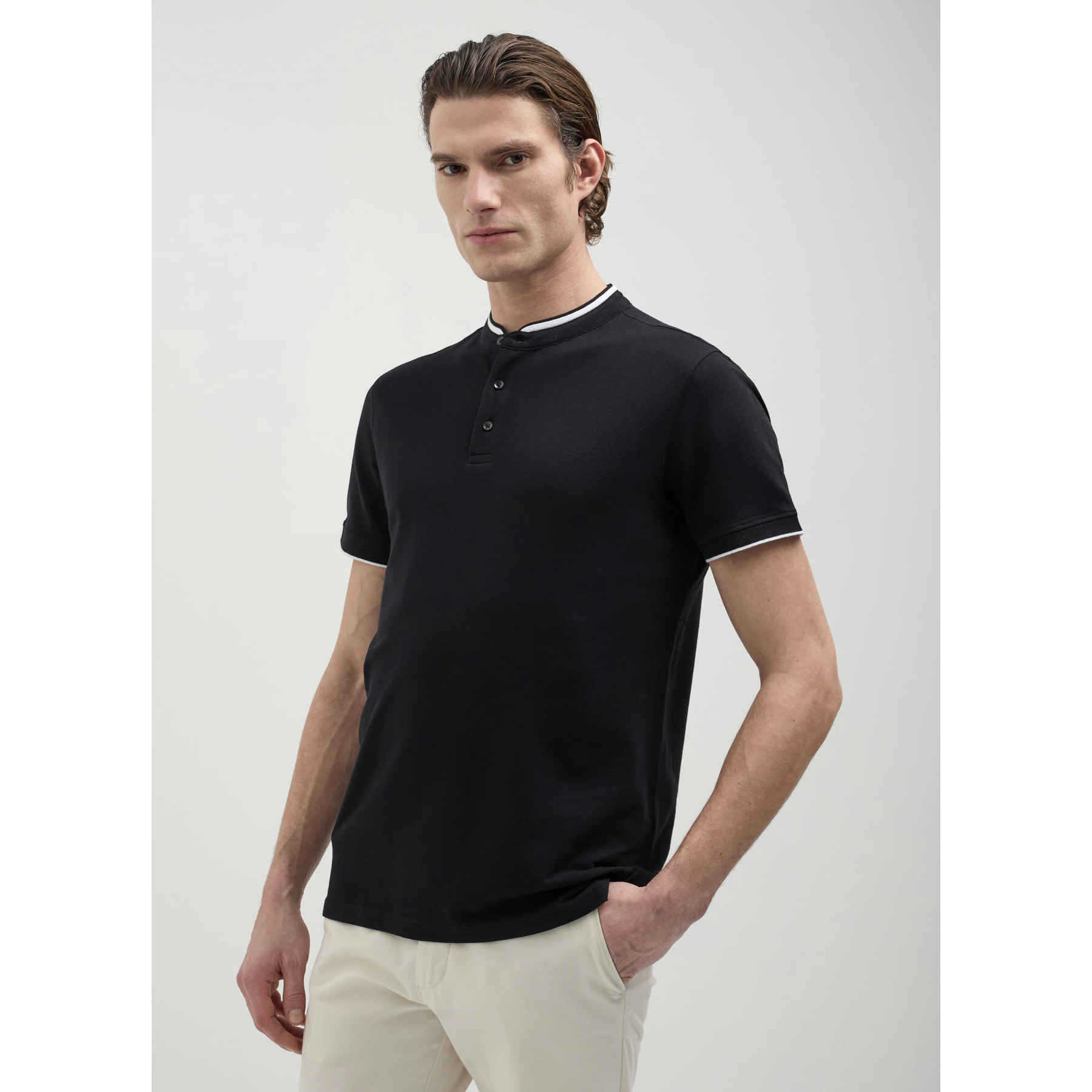 T-shirt polo coreana