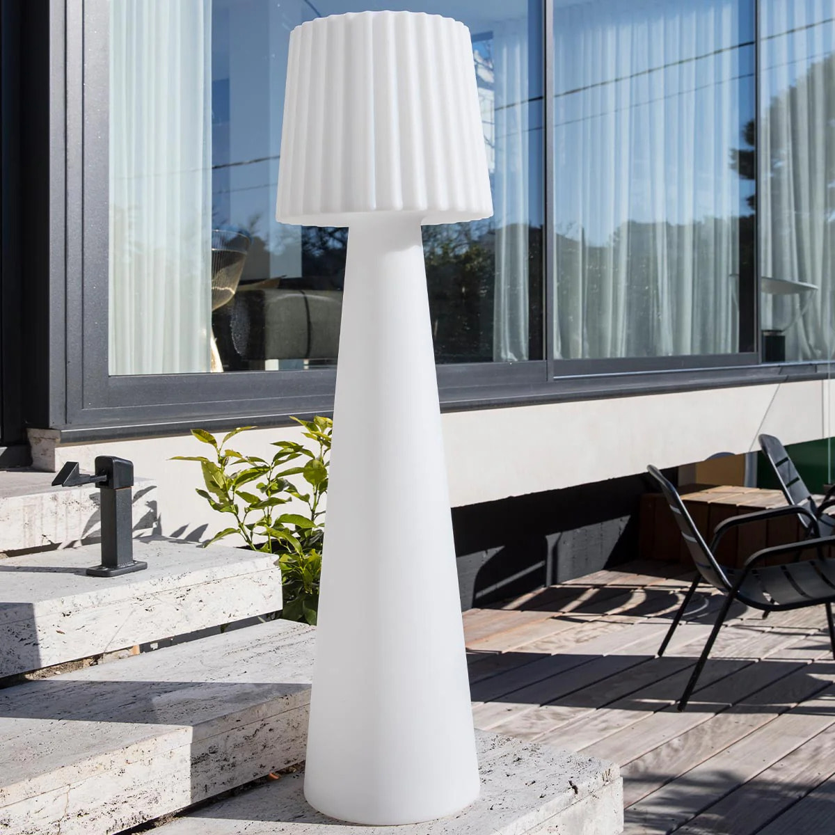 Lampadaire sans fil LADY RGB H110CM