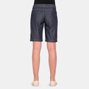 BERMUDA CON ELASTICO IN VITA E LACCETTO. Vita e gamba regolare.