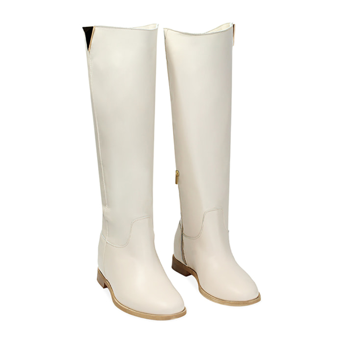 Botas color crema de piel