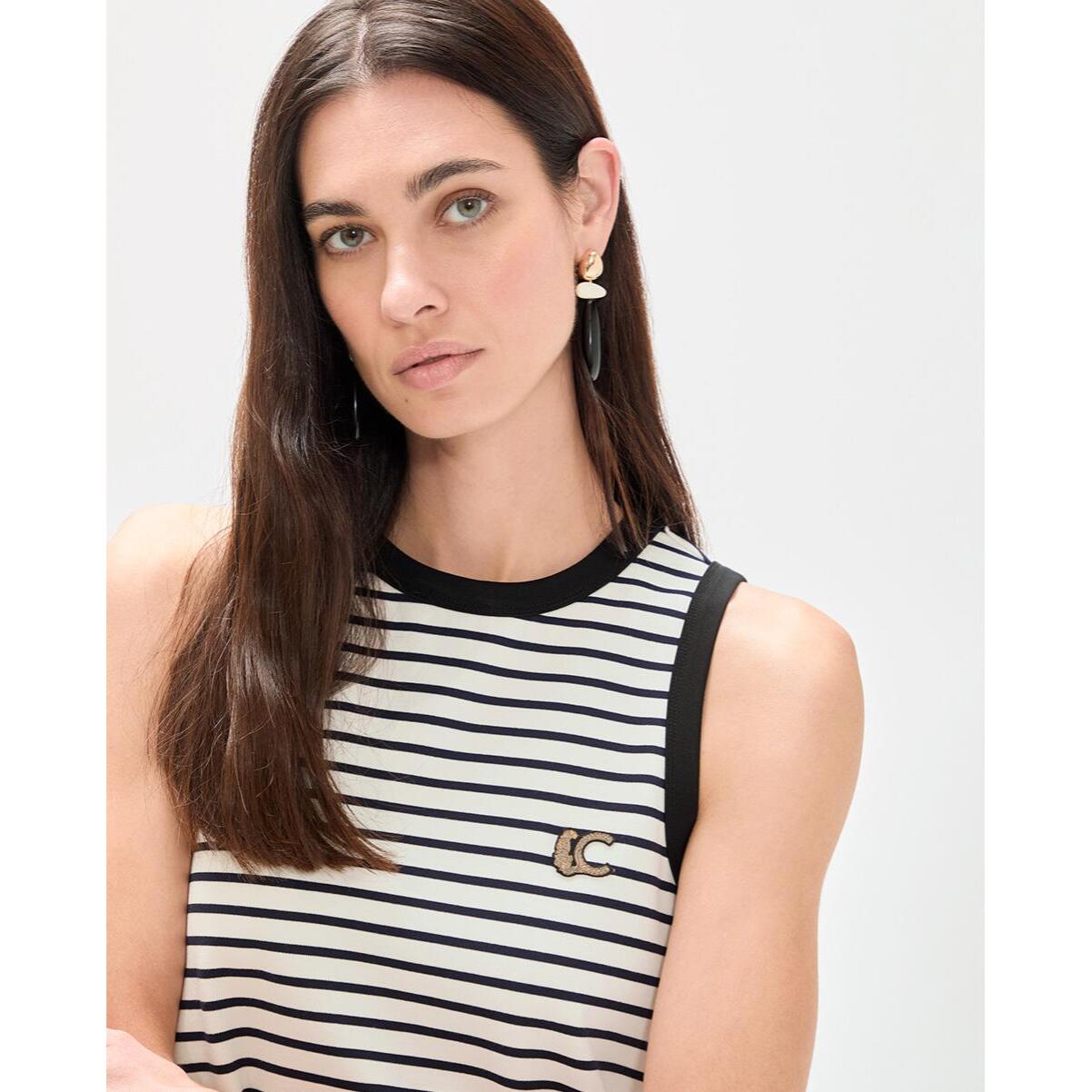 Abito a righe con costine a contrasto