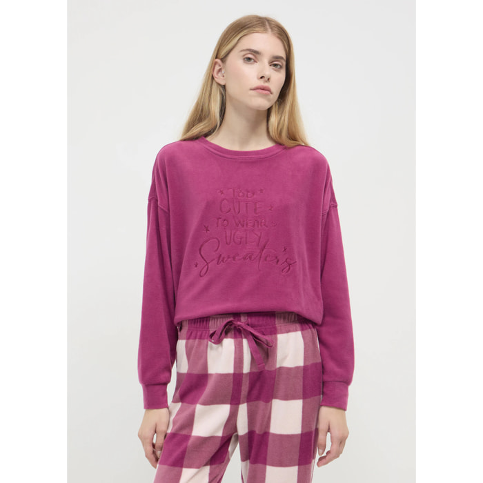 T-shirt in pile con scritte