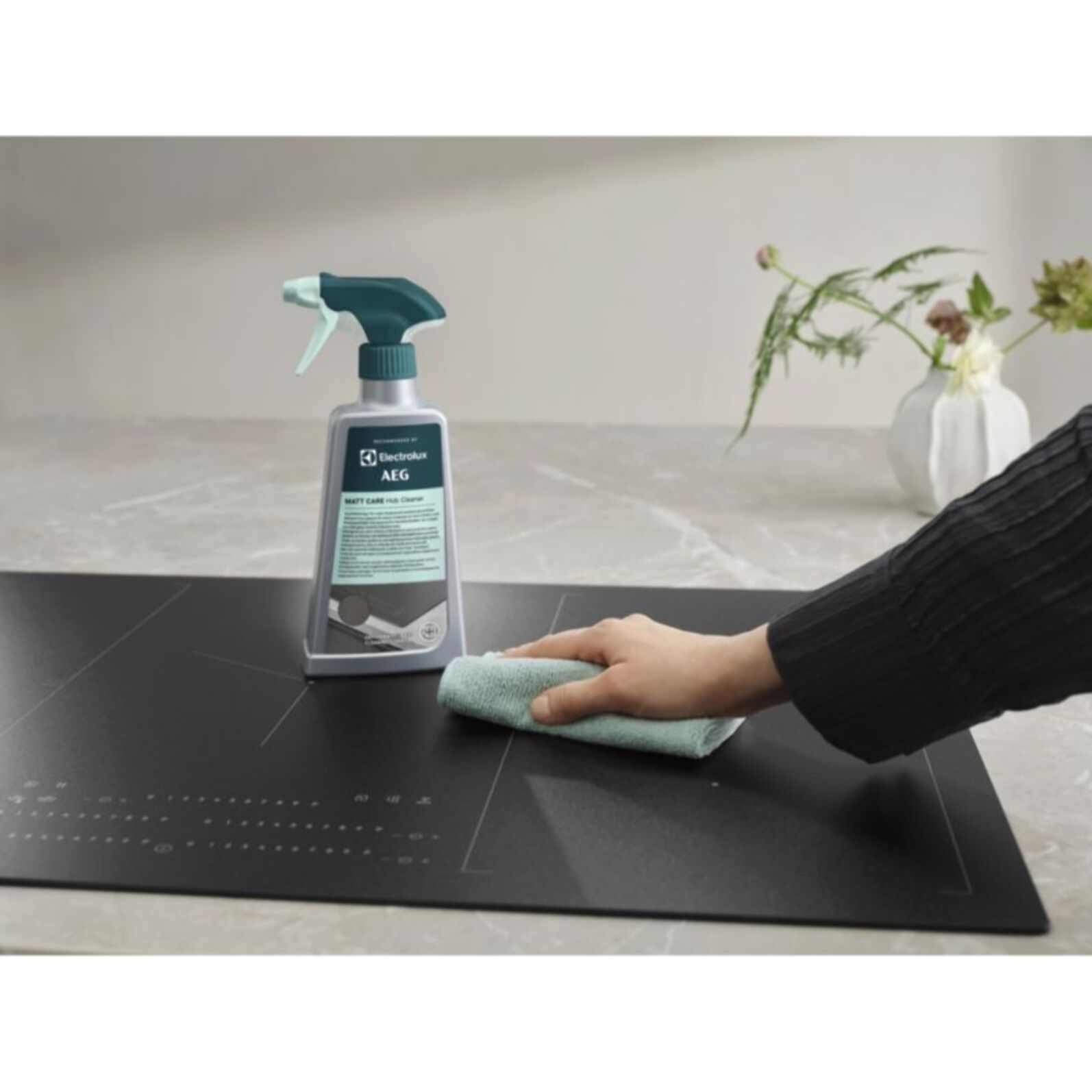 Nettoyant ELECTROLUX pour plaques de cuisson SaphirMatt M2HCMC01