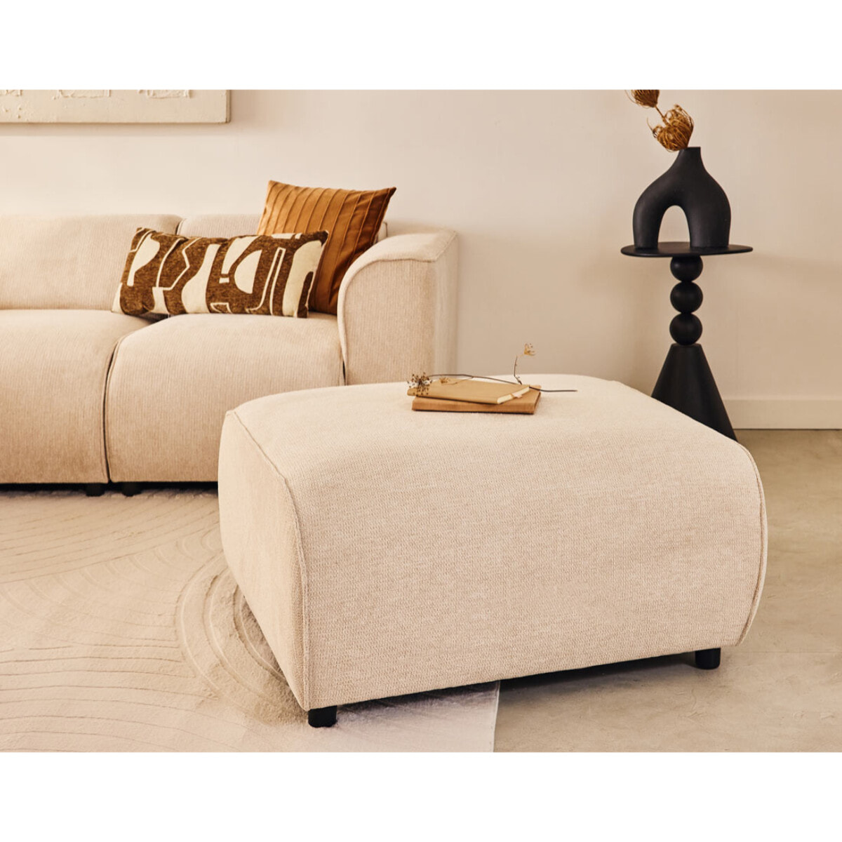 Suaro - Pouf en tissu texturé - Beige