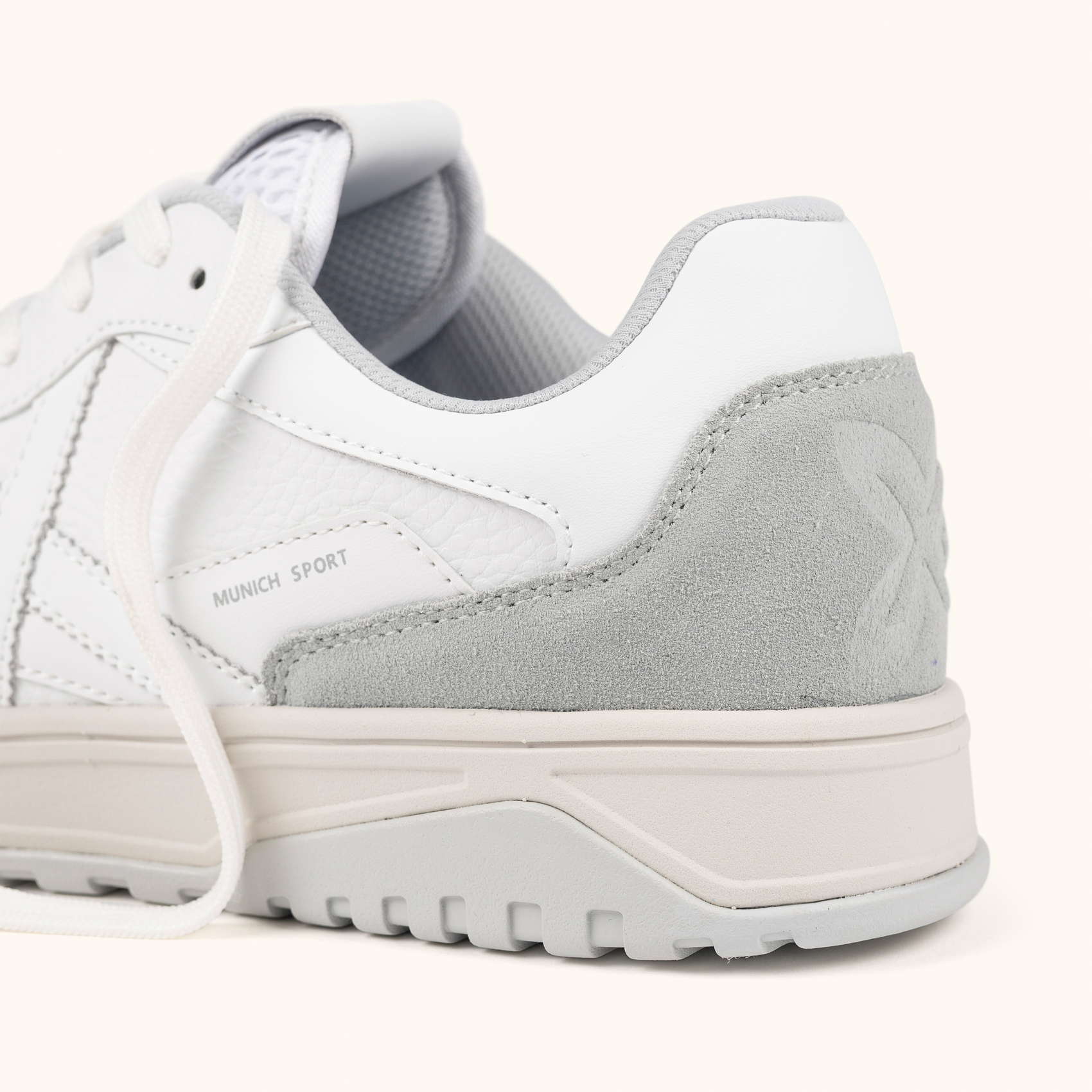 Zapatillas Retro tenis y skate Blanco y Gris MUNICH TENNEZ 08