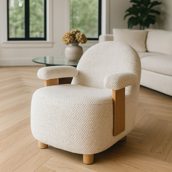 Fauteuil en bouclette écru et structure en bois ULYSSE