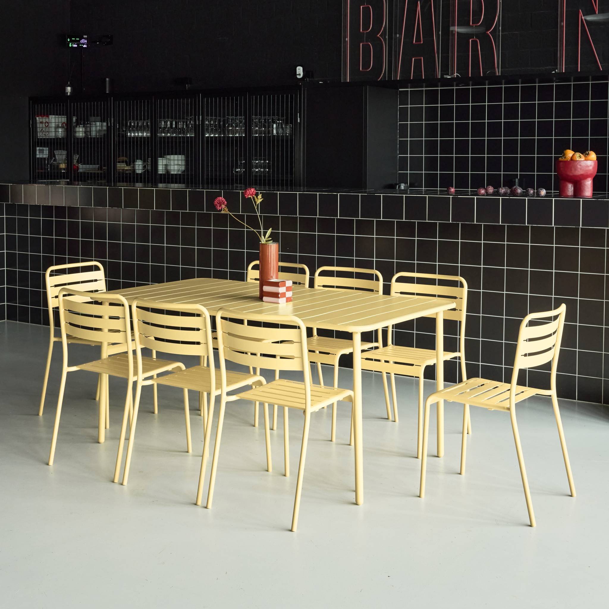 Table de jardin métal + 8 assises AMÉLIA