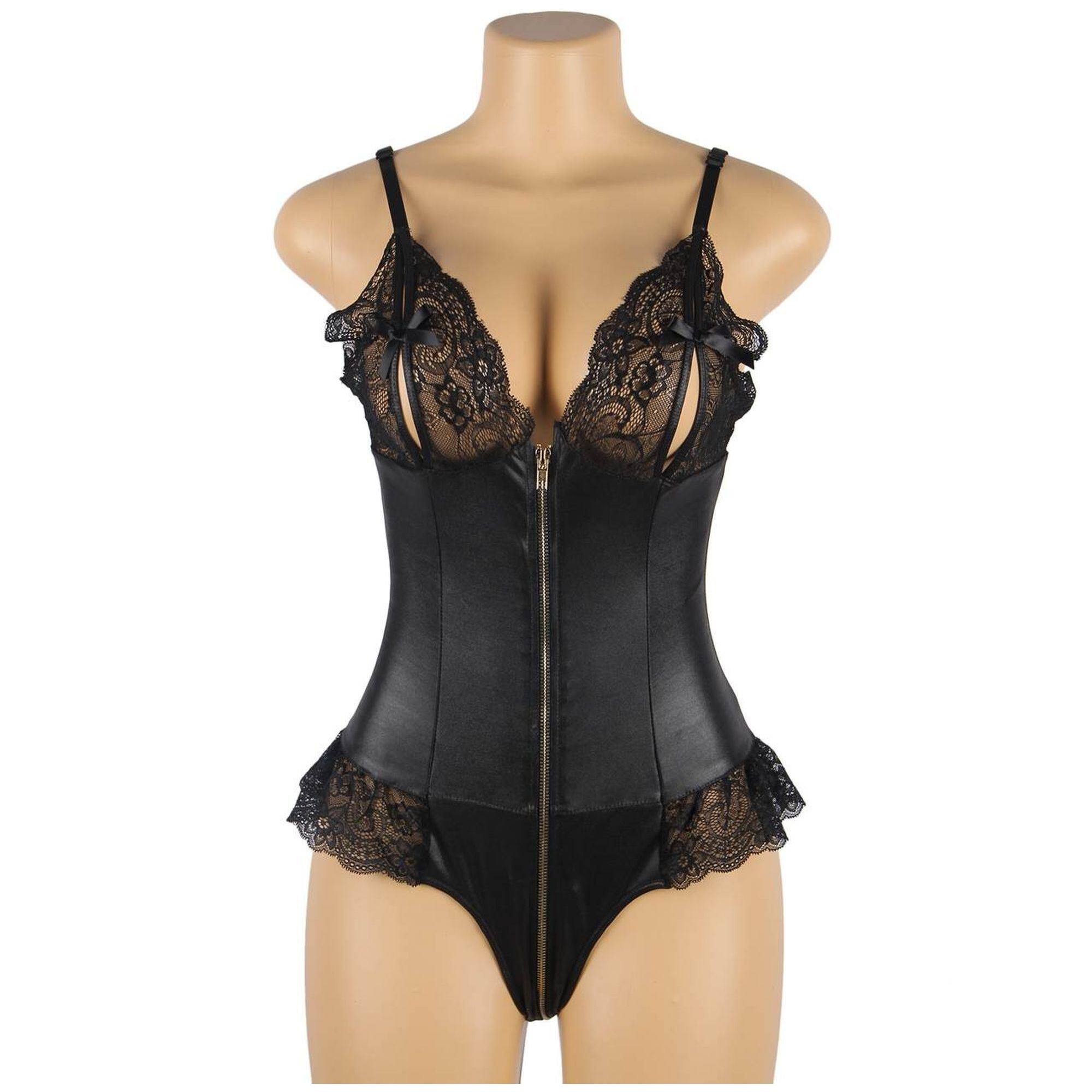 Body negro con encaje y volante