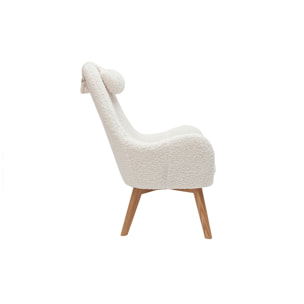 Fauteuil scandinave en tissu effet peau de mouton blanc et bois clair MANIA