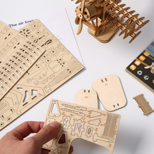Maqueta de Madera 3D, diseño de Avioneta con movimiento mecánico. 105 piezas.