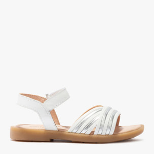 Sandalias De Niña Tiras En Blanco