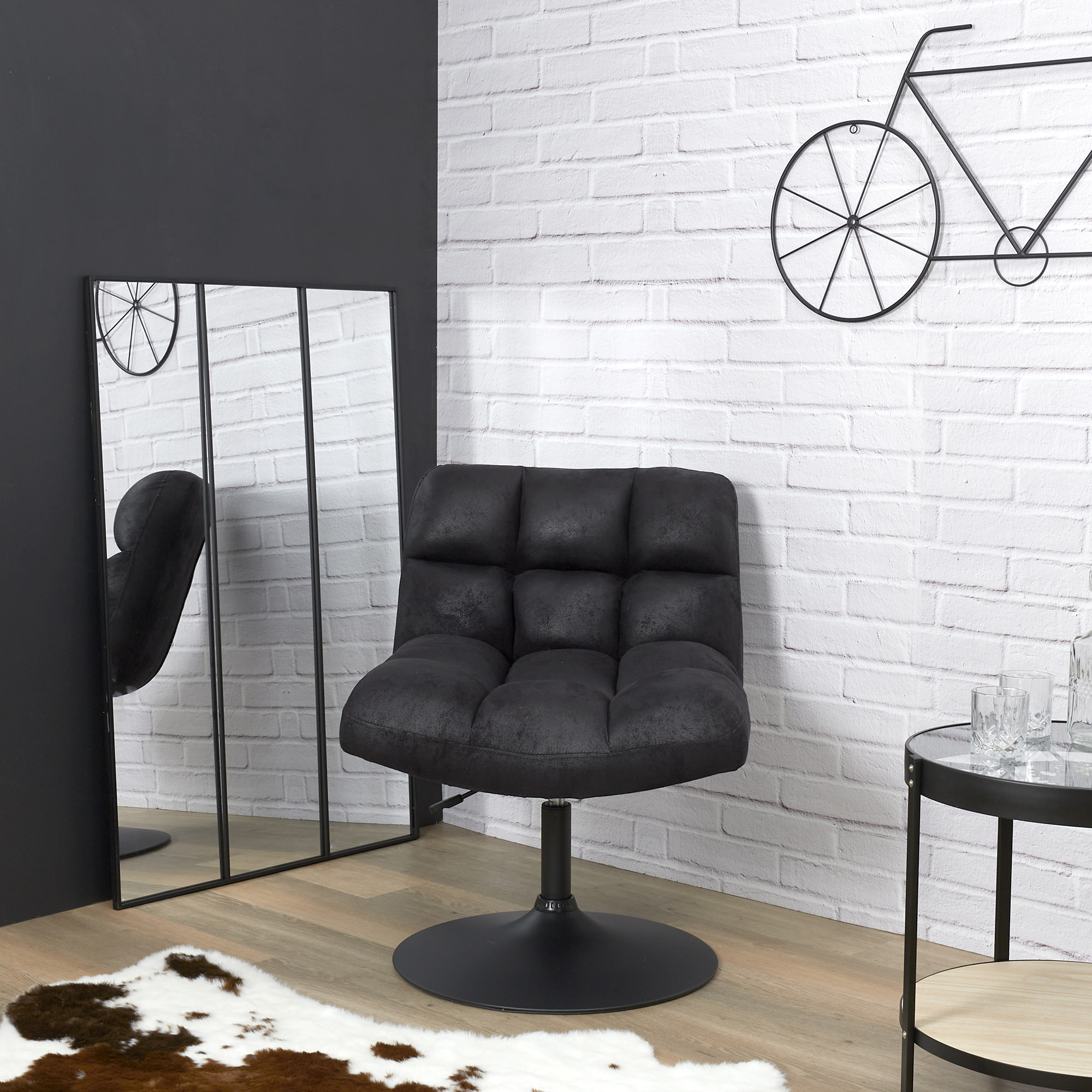 Fauteuil Noir Vintage Indus M1