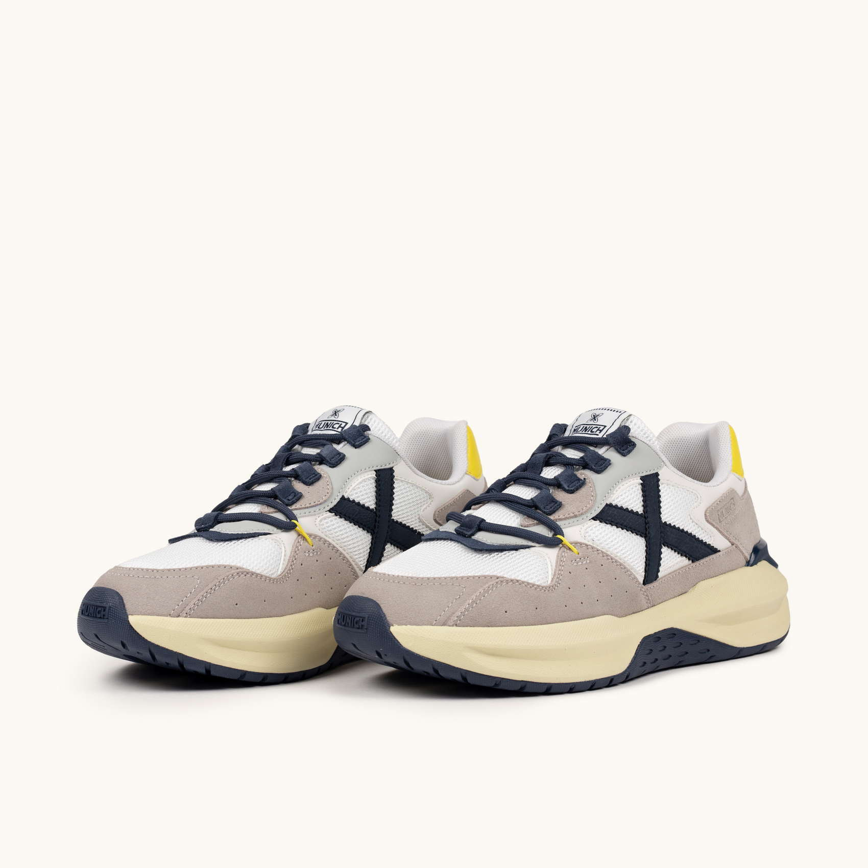 Zapatilla de Diseño Futurista y Silueta Dinámica MUNICH NEXA 17