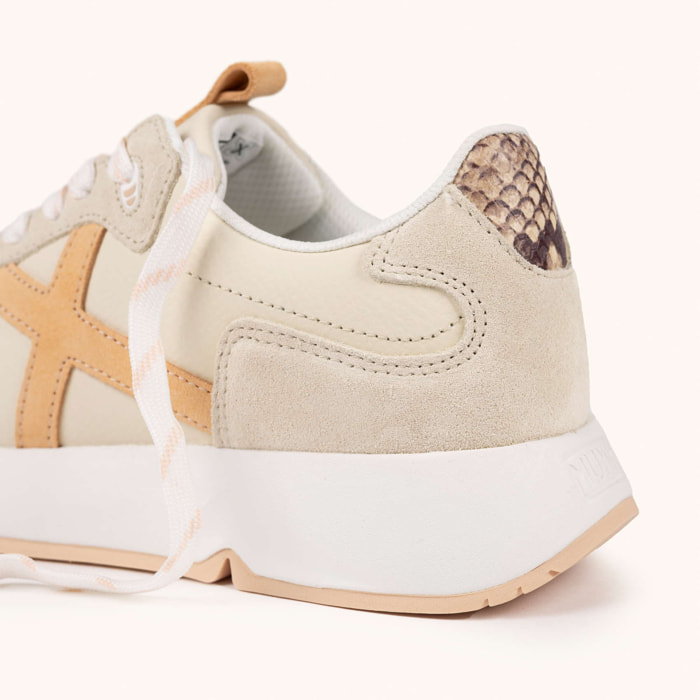 MUNICH MAMBA 04 Sneakers de gran volumen y estética contemporánea Beige, Ocre y Animal Print