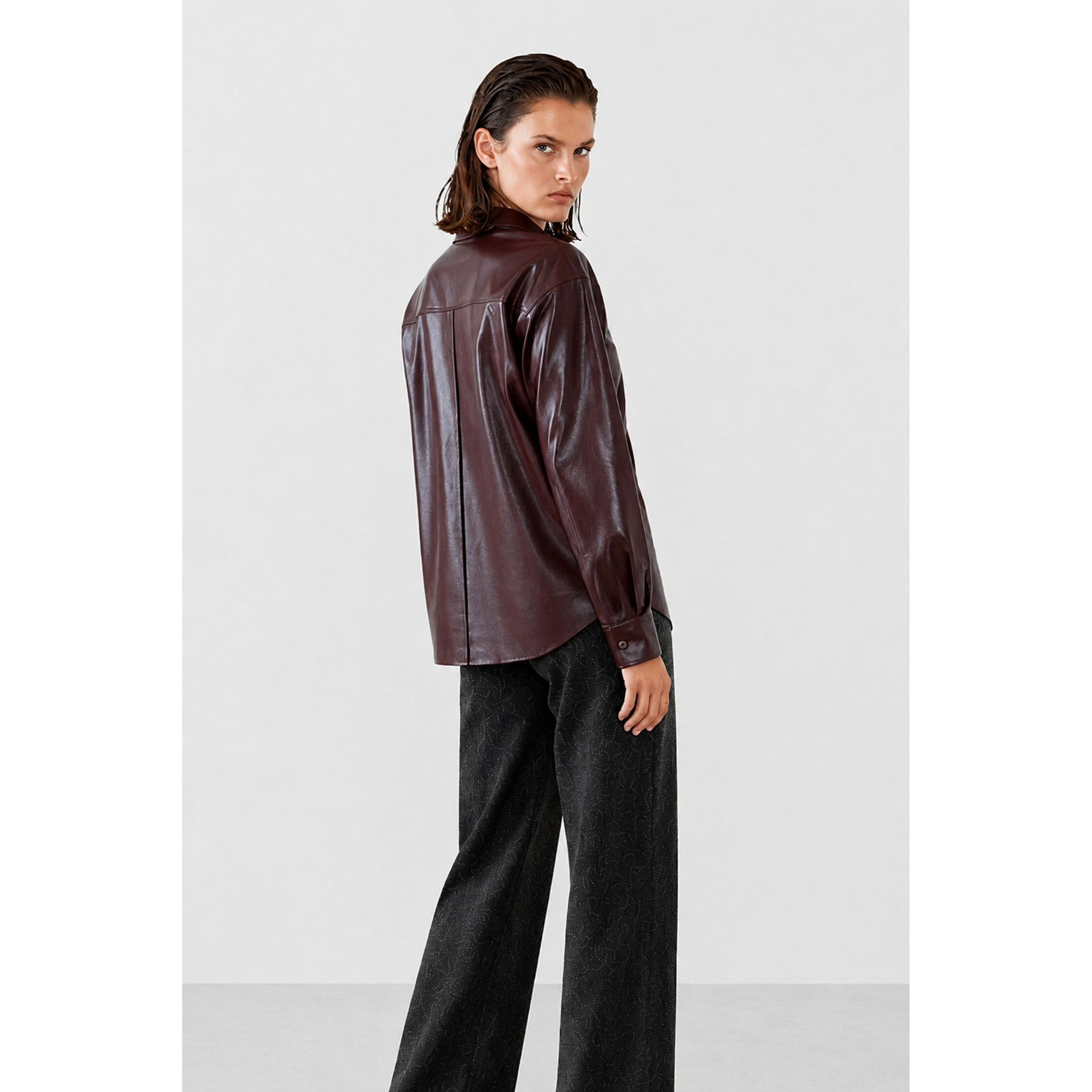 Kocca - Camicia da donna in ecopelle lucida a maniche lunghe Donna