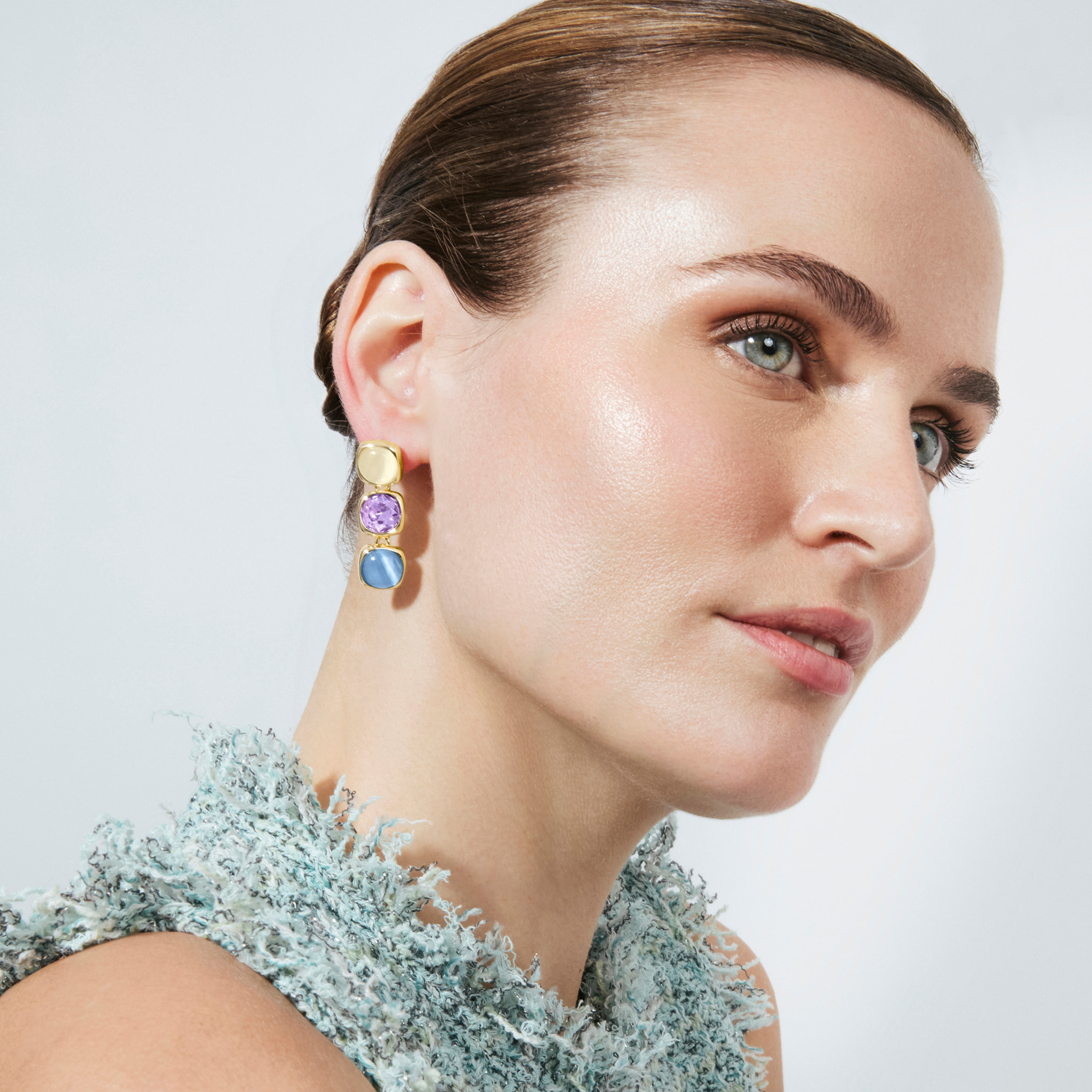 Pendientes Shureo acabado oro amarillo 18k