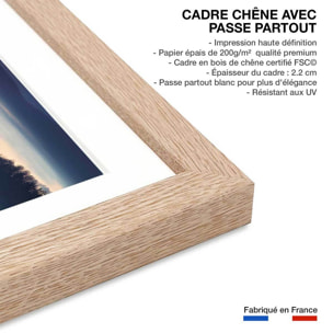 Affiche paysage brume magique Affiche + cadre en bois - Chêne