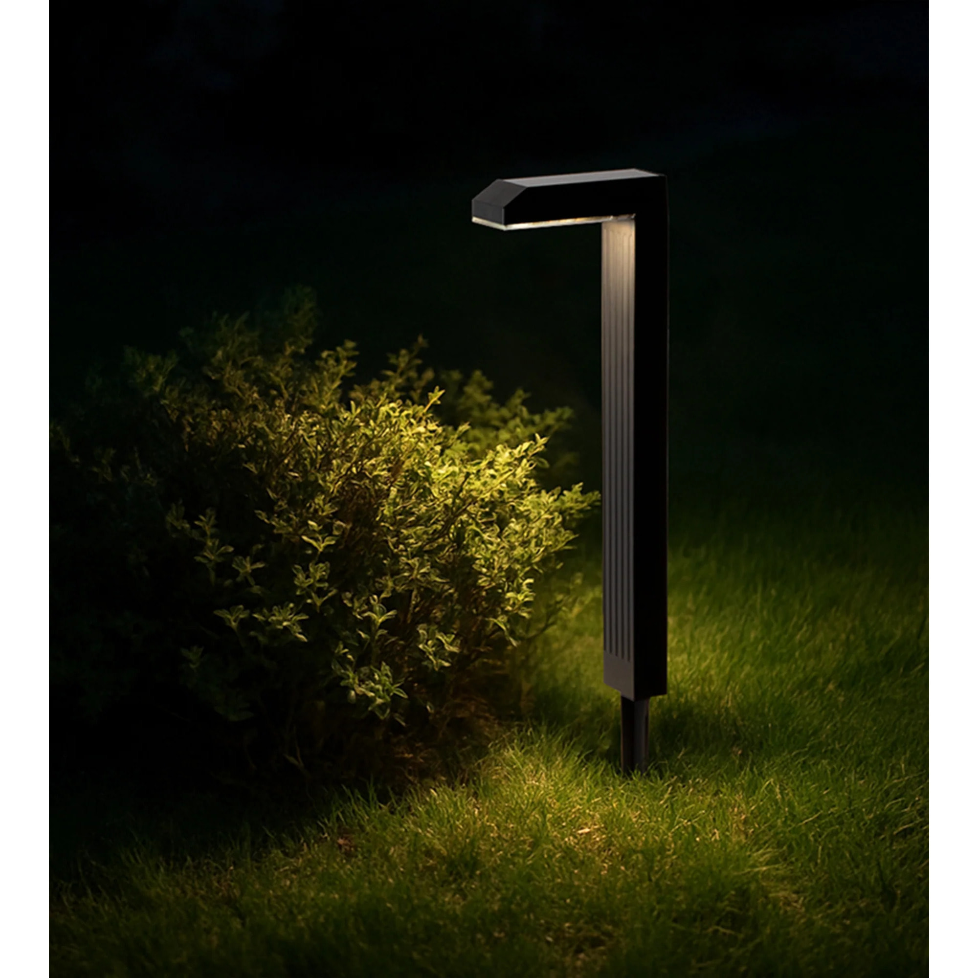 4 Potelet solaire à piquer TORLY H49CM