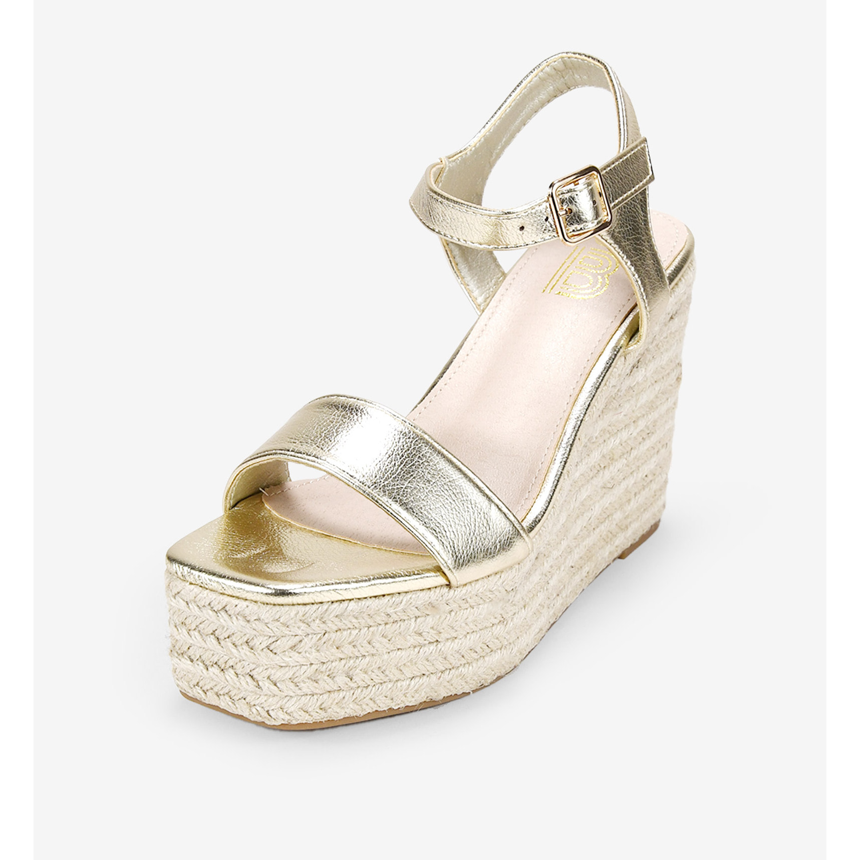 Sandalias doradas con cuña de esparto