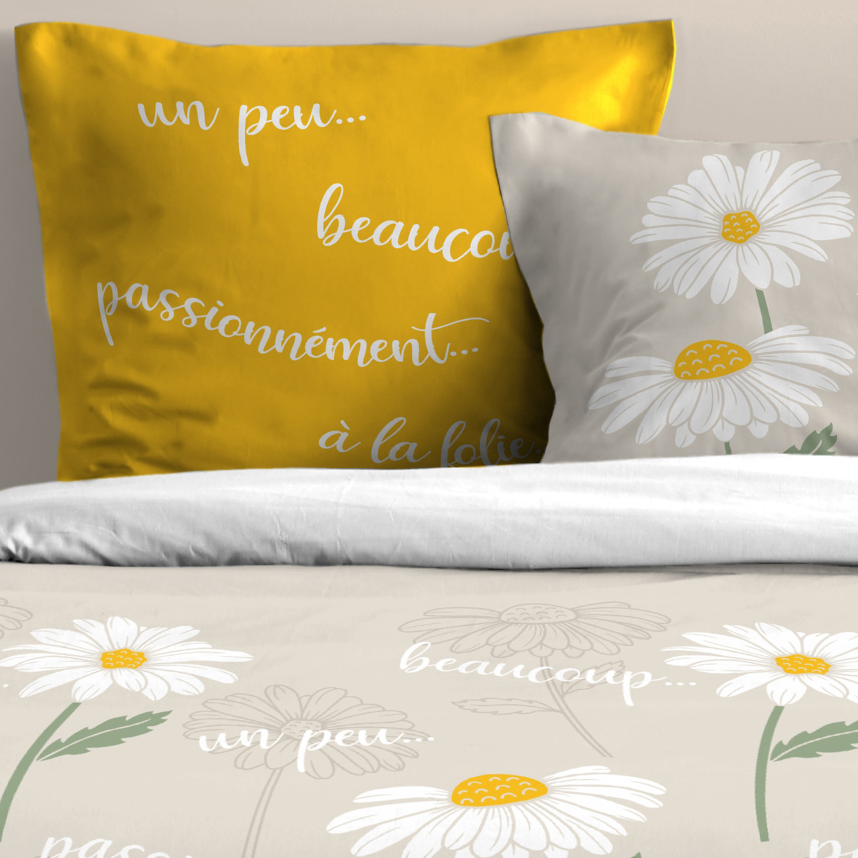 Parure de lit 3 pièces en coton marguerites housse + taies - Naturel