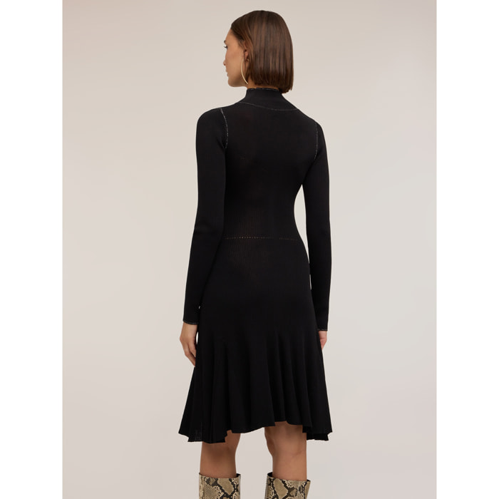 Motivi - Vestito flare in maglia fine a coste - Nero
