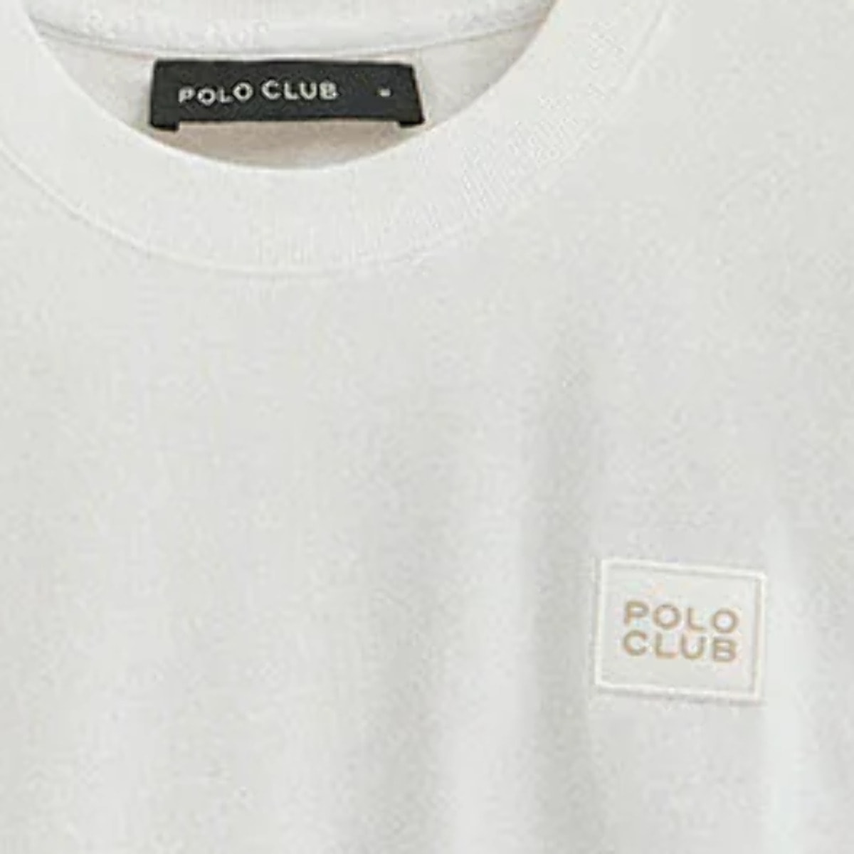 Camiseta blanca con parche personalizado Polo Club