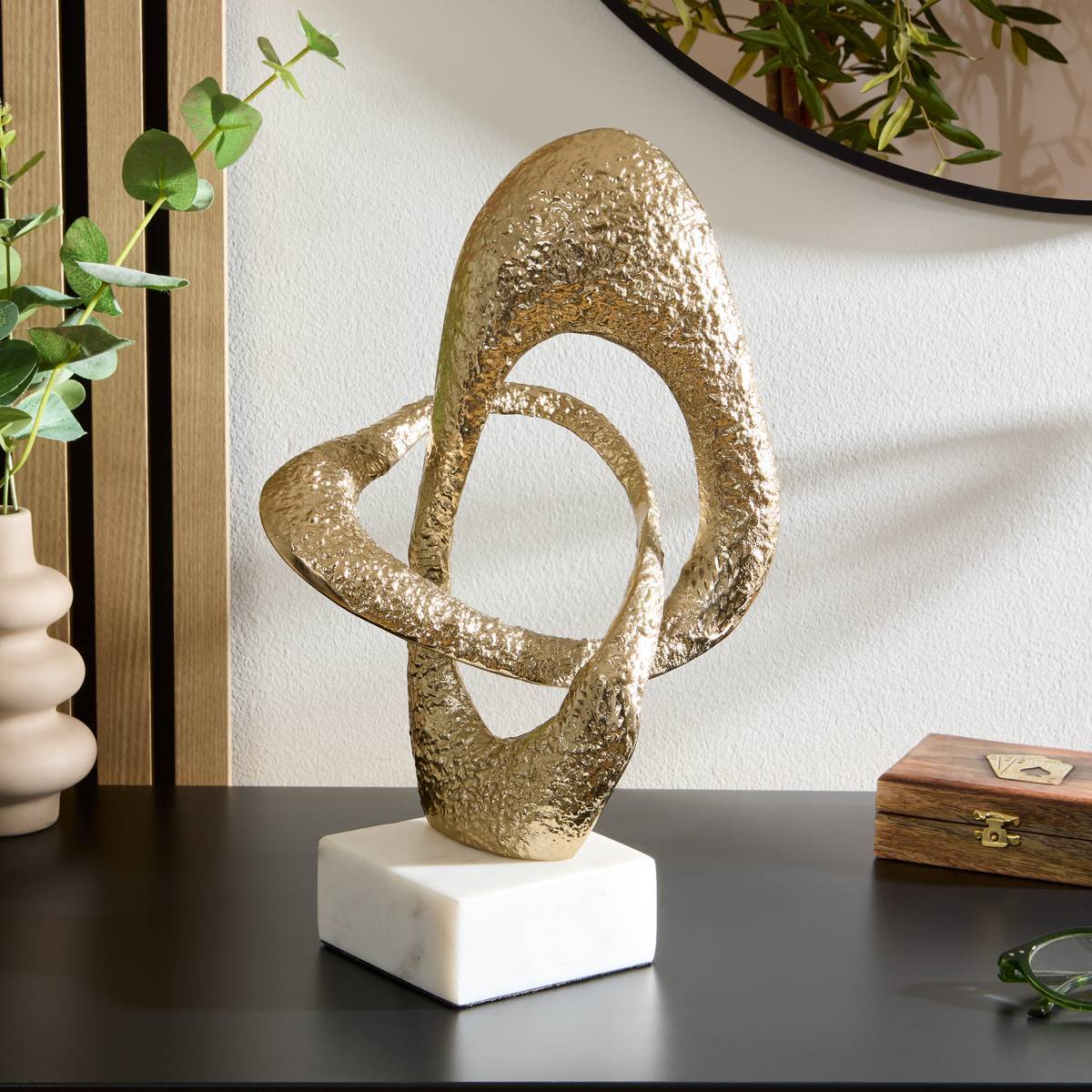 Objet déco Dana 21x12,5x34,5cm marbre et aluminium doré