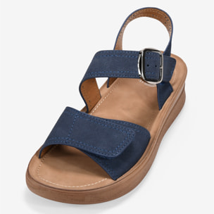 Sandalias de cuña azul con hebilla