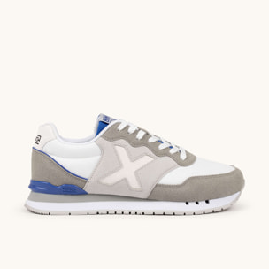 Zapatilla Urbana Gris y Blanca con Detalles Azules MUNICH DASH 274