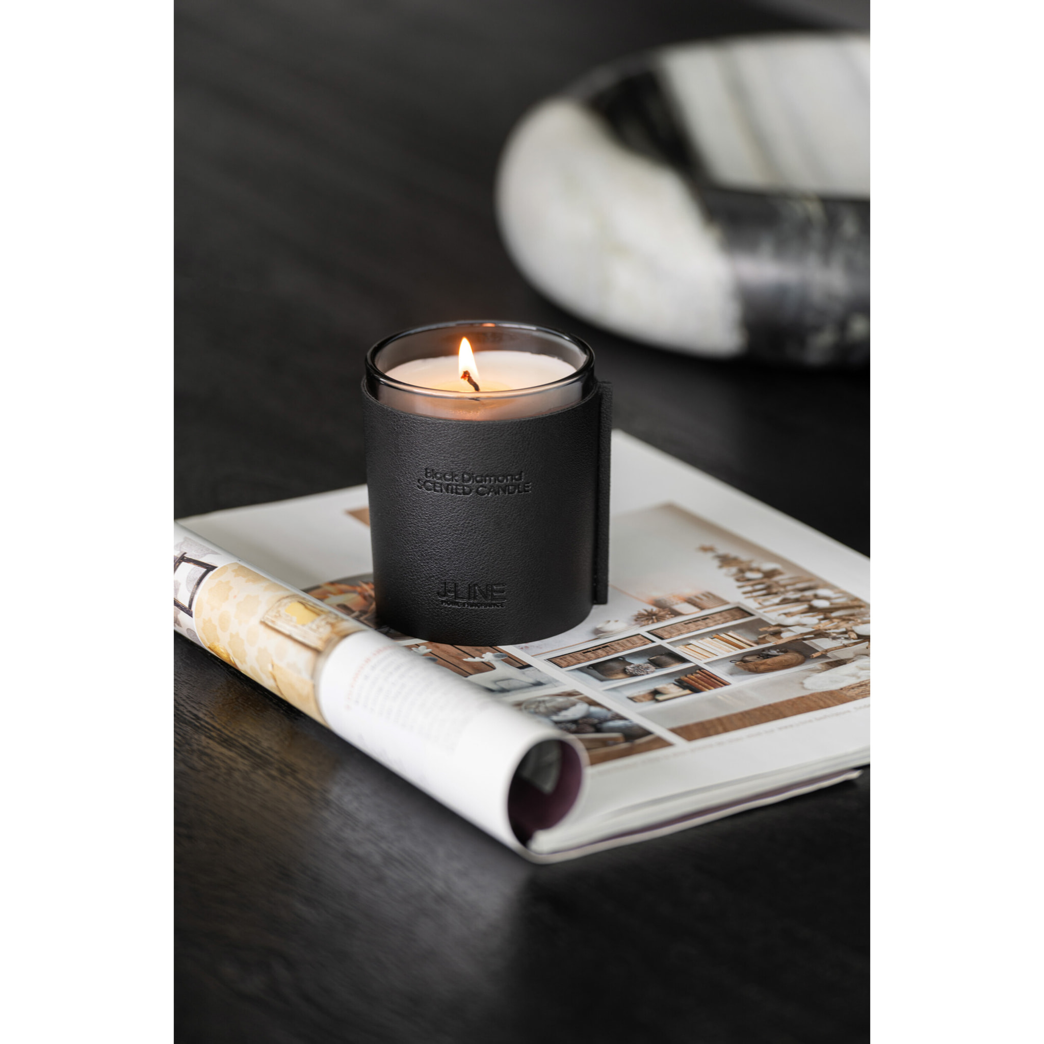 J-Line bougie parfumée Cuir - Black Diamond - verre - noir - 40H