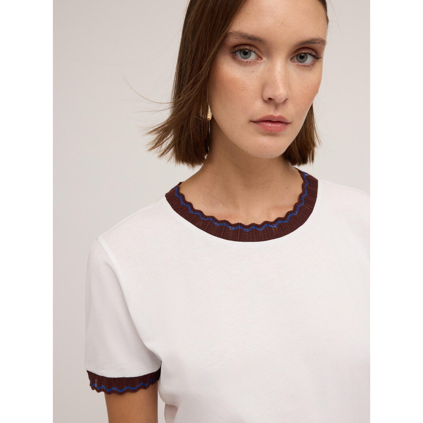 Motivi - T-shirt con bordi in maglia - Bianco