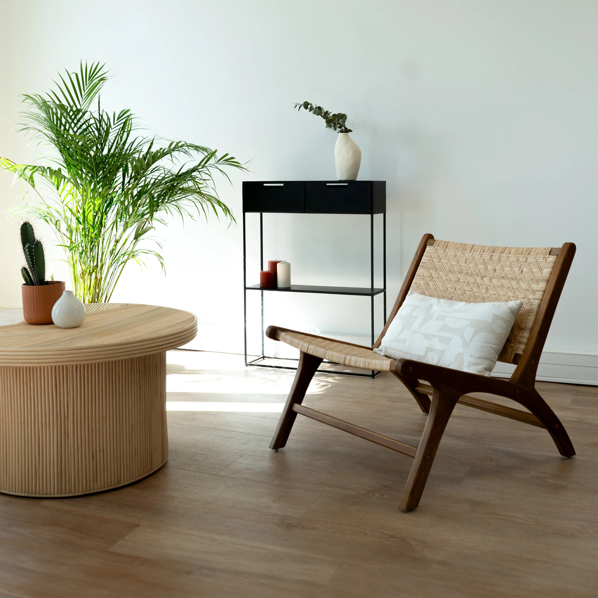 Fauteuil en bois de teck et tressage chevron en rotin - Kilka