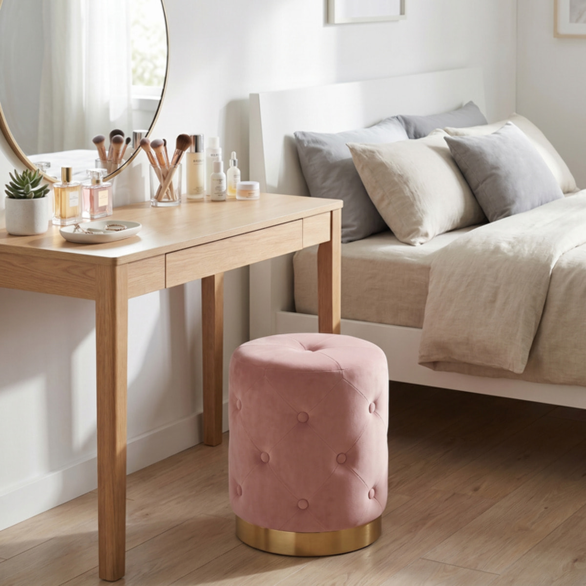 Pouf contenitore rotondo in velluto con base oro Ø37x47 cm, sgabello imbottito con vano portaoggetti, seduta elegante design moderno per salotto camera da letto ingresso cabina armadio e angolo trucco, portata fino a 100 kg