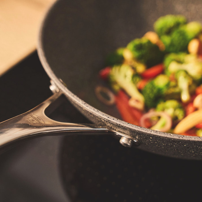 Wok, 30 cm, Aluminium, Revêtement antiadhésif en céramique renforcée en titane