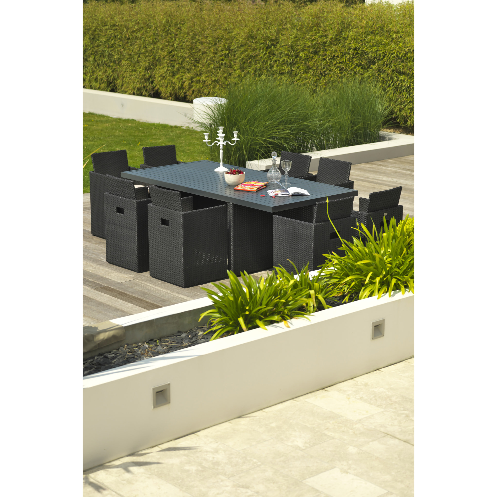 PVC-8-ALU - Ensemble repas encastrable 8 places résine tressée noire